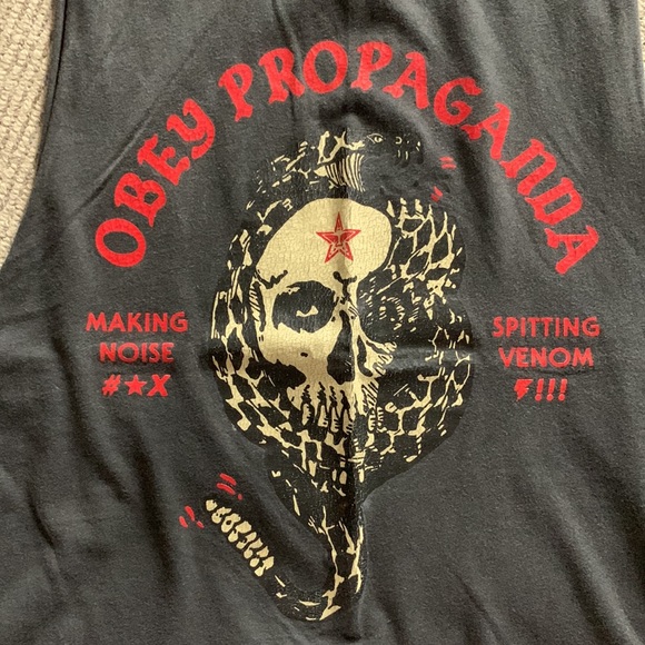 Obey semi oversized tank. NWOT - Picture 2 of 3